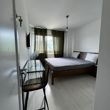 M64*marquer* Joli Chambre